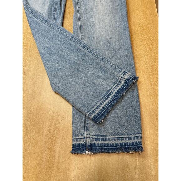 Madewell The '90s Straight Mid-Rise Jean - Picture 6 of 8